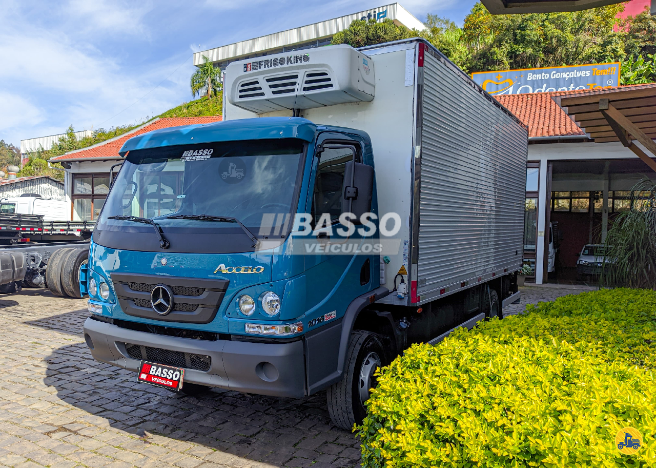 CAMINHAO MERCEDES-BENZ MB 1016 Baú Térmico 3/4 4x2 Basso Veículos GARIBALDI RIO GRANDE DO SUL RS